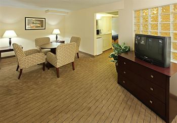 Holiday Inn Express Little Rock Airport