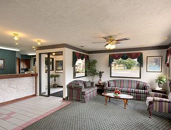 Travelodge Grand Rapids
