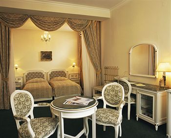 TOP Hotel Ambassador-Zlata Husa