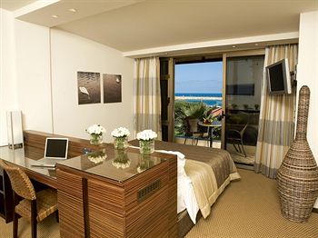Dan Accadia Hotel