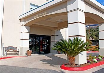 Comfort Suites South