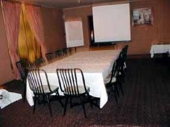 Comfort Inn Main Lead