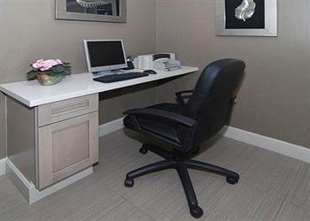 Quality Inn Ontario Airport Convention Center