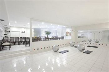 Hotel Deville Rayon