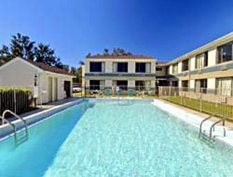 Howard Johnson Inn Pensacola FL