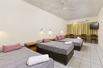 Hides Hotel Cairns