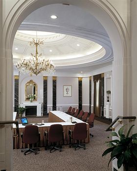 Chase Park Plaza