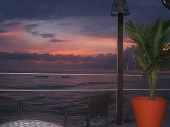 Silver Point Hotel