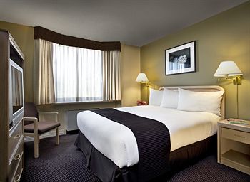 Coast Vancouver Airport Hotel