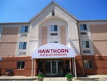 Hawthorn Suites by Wyndham Omaha