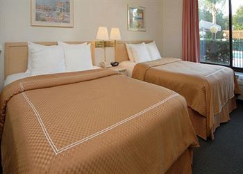 Comfort Suites Tampa