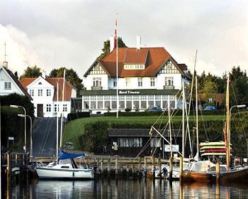 Hotel Troense