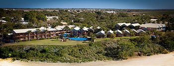 Moonlight Bay Suites