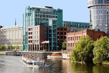 ABION Spreebogen Waterside Hotel