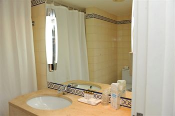 Axis Vermar Conference & Beach Hotel