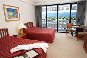 Rydges Esplanade Resort Cairns