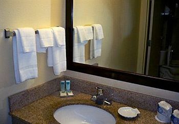 Springhill Suites By Marriott Metro Center