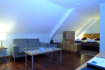 radisson-blu-hotel-atilde-lesund