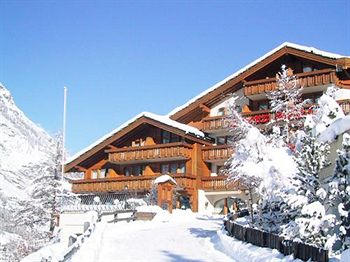 Schoenegg Swiss Q Chalet Hotel