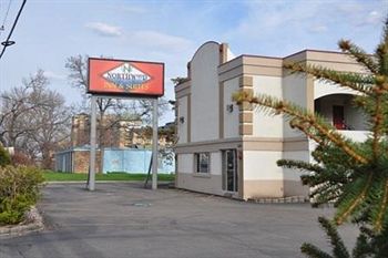 Northwood Inn & Suites