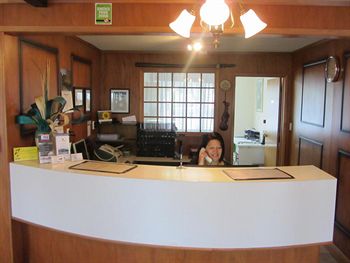 Oakwood Manor Motor Lodge