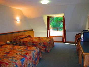 Coronet Peak Hotel