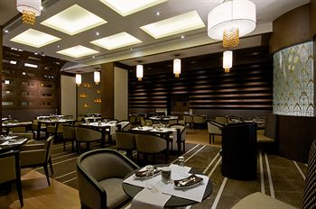 The Gateway Hotel Athwalines
