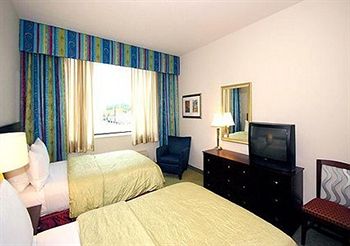 Clarion Hotel Grand Boutique