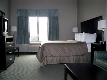 Best Western Plus JFK Inn & Suites