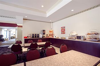 Econo Lodge Laval