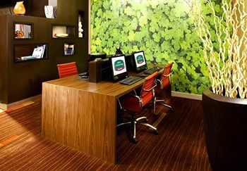 Courtyard by Marriott Charlotte City Center