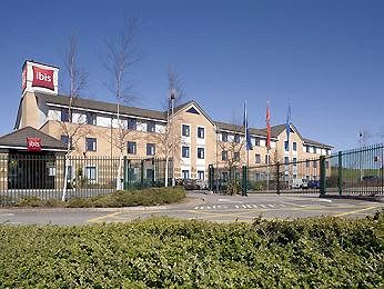 Ibis Cardiff Gate