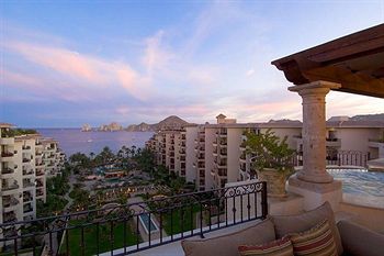 Villa La Estancia Beach Resort & Spa