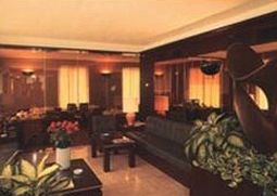 Club Hotel