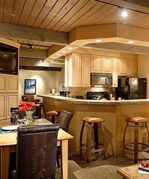 Aspen Square Condominium Hotel