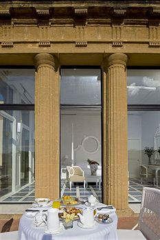 Villa Athena Hotel