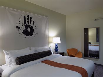 ACME Hotel Company Chicago