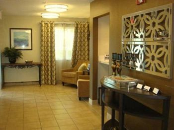 Candlewood Suites Houston-Clear Lake