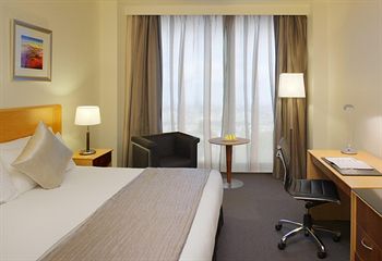 Radisson on Flagstaff Gardens Melbourne