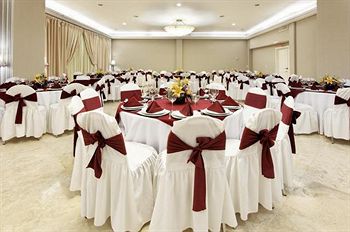 Holiday Inn Hotel & Suites Guadalajara-Centro Historico