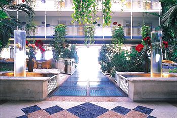 Hotel Beach Plaza