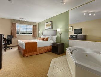Super 8 Saskatoon