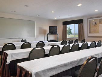 Baymont Inn and Suites Columbus / Rickenbacker