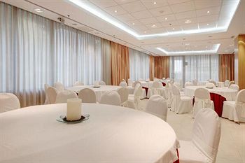 TRYP by Wyndham Valencia OceÃ¡nic Hotel