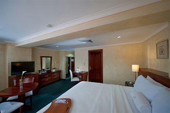Hodelpa Gran Almirante Hotel & Casino