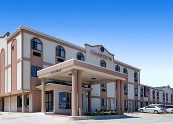 Comfort Suites Airport on Meridian