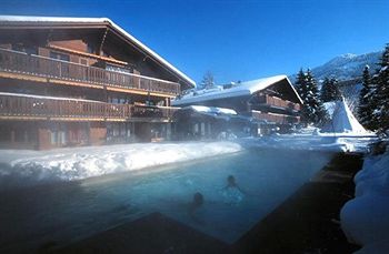 Alpine Lodge