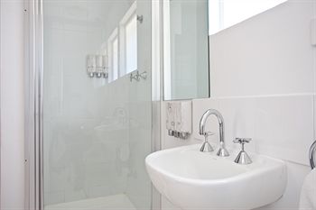 Easystay Studio Apartments