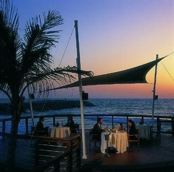 Dubai Marine Beach Resort &amp; Spa