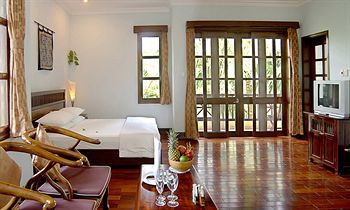 Hoi An Riverside Resort